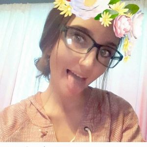 Meet your Posher, Kara